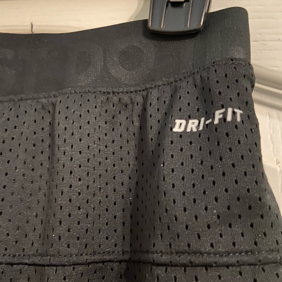 Nike Dri-Fit Running Shorts (S) - Picture 4 of 4